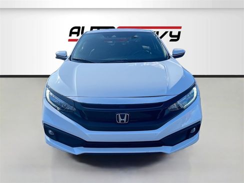 Used 2020 Honda Civic Touring image 2