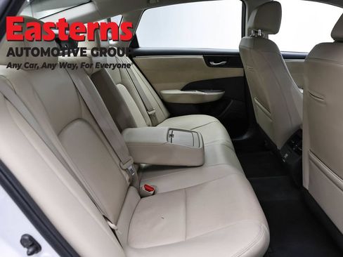 Used 2018 Honda Clarity Touring image 22