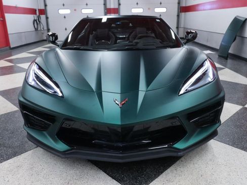 Used 2024 Chevrolet Corvette Stingray Preferred Cpe w/ Z51 Performance Package RWD image 4