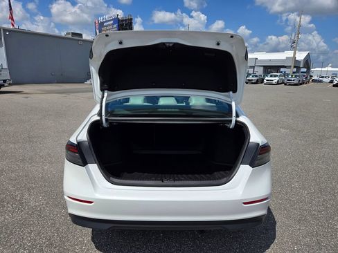 Used 2023 Honda Accord EX image 19