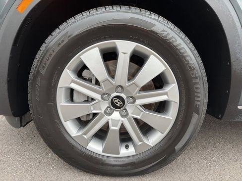 Used 2023 Hyundai Palisade SE image 15