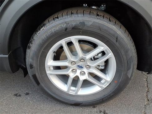 New 2025 Ford Explorer Active image 5