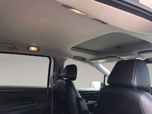 Used 2022 Honda Odyssey EX-L image 51