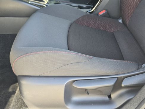 Used 2025 Toyota Corolla SE image 27