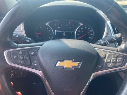 Used 2018 Chevrolet Equinox Premier AWD/4WD image 14