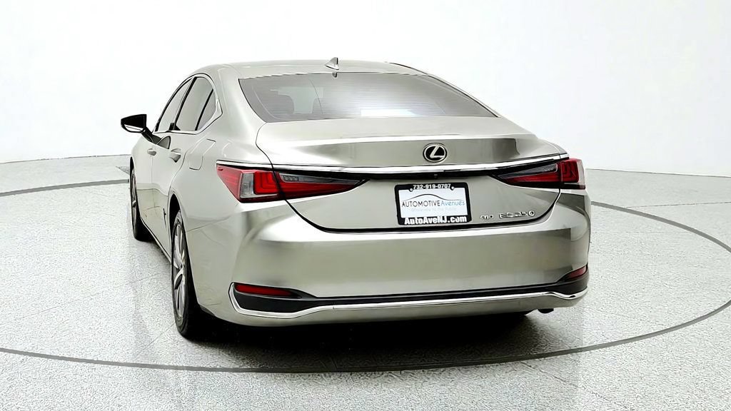 Used 2021 Lexus ES 250 w/ Accessory Package 2 AWD/4WD image 6