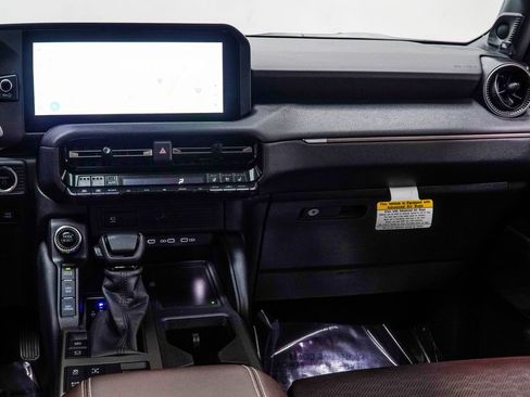 Used 2025 Toyota Land Cruiser w/ Premium Package image 20