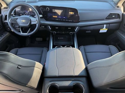 New 2026 Chevrolet Suburban Premier w/ Sun And Tow Package image 11