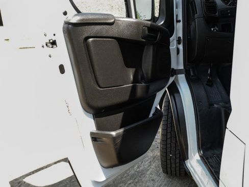 Used 2023 RAM ProMaster 2500 FWD image 31