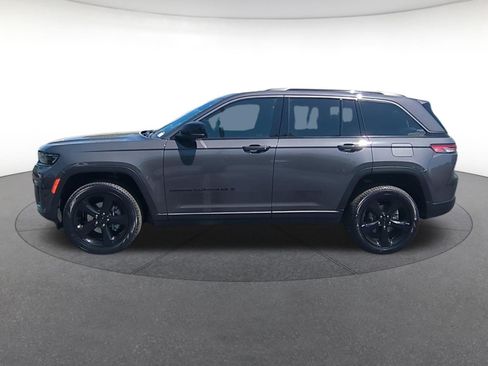 New 2026 Jeep Grand Cherokee Limited AWD/4WD image 2
