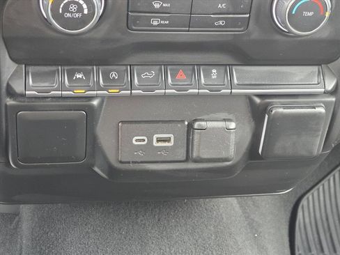 Used 2023 Chevrolet Silverado 1500 Custom image 20
