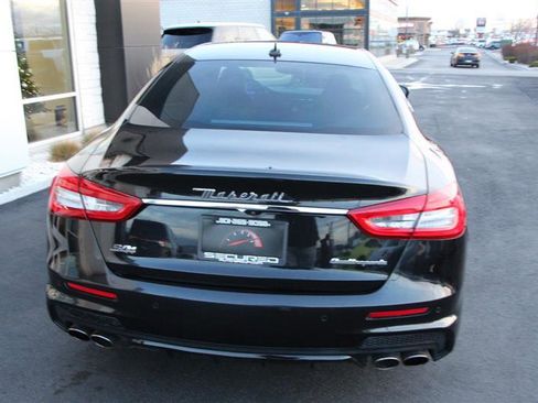 Used 2017 Maserati Quattroporte S GranSport Q4 image 13