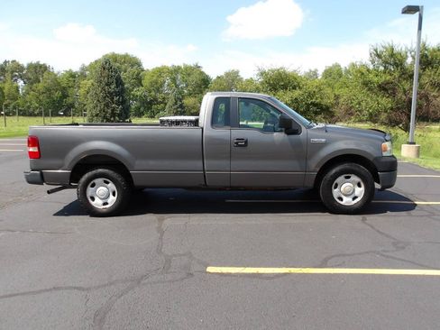 Used 2005 Ford F150 XL RWD image 2