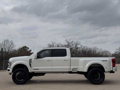 Used 2024 Ford F450 Lariat w/ Lariat Ultimate Package image 3