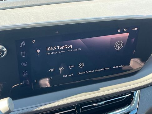 Used 2025 Buick Envista Sport Touring image 21