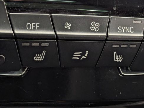 Used 2021 BMW X1 xDrive28i w/ Premium Package image 27