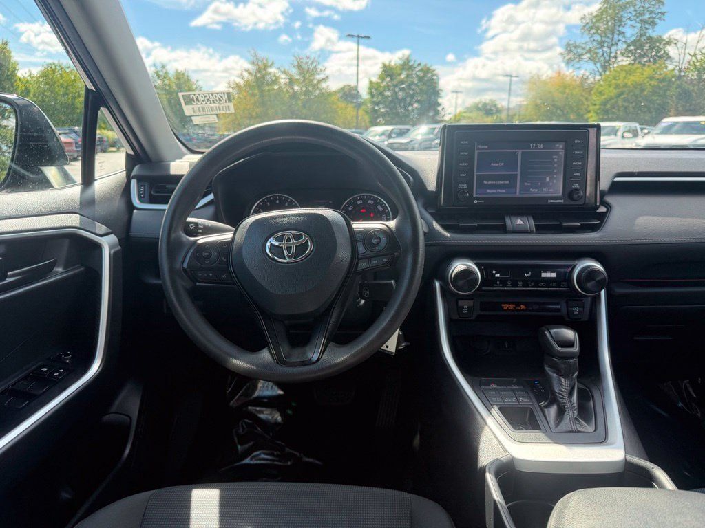 Used 2020 Toyota RAV4 LE w/ All Weather Liner Package AWD/4WD image 21