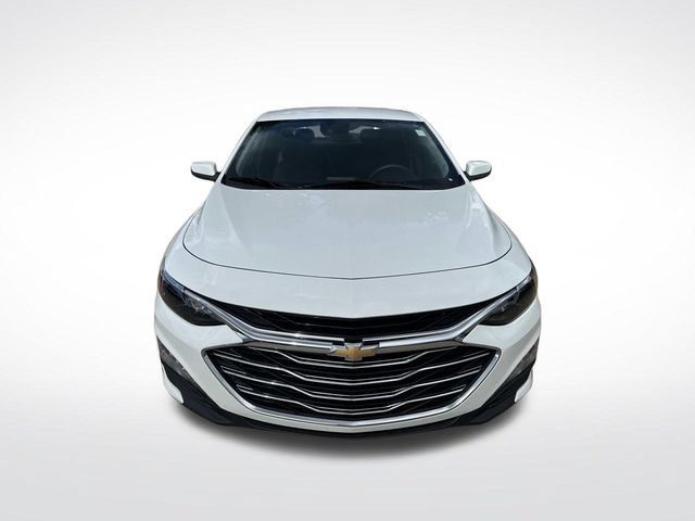 Used 2024 Chevrolet Malibu LT FWD image 2