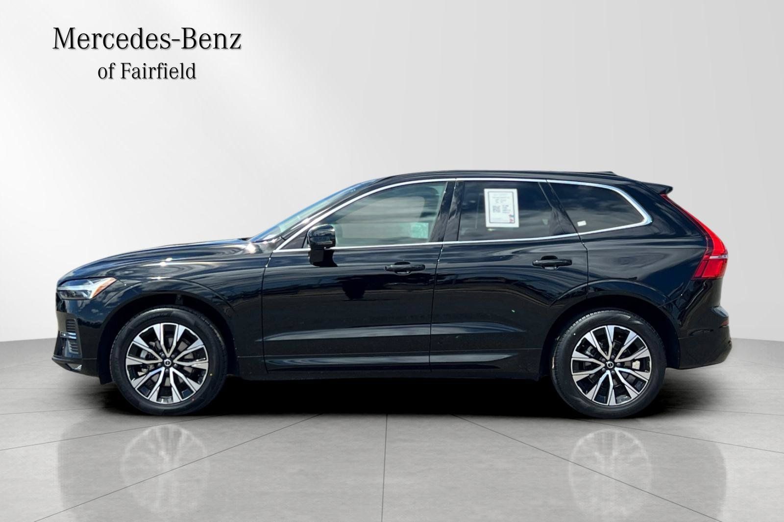 Used 2023 Volvo XC60 B5 Core FWD image 5