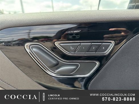 Used 2023 Lincoln Aviator Reserve w/ Elements Package Plus image 32