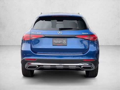 Used 2026 Mercedes-Benz GLC 300 4MATIC image 7
