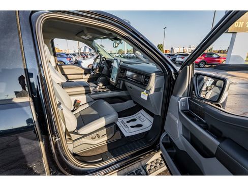 New 2025 Ford F150 Lightning Flash AWD/4WD image 20