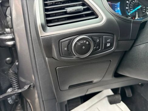 Certified 2023 Ford Edge SEL w/ Convenience Package AWD/4WD image 21