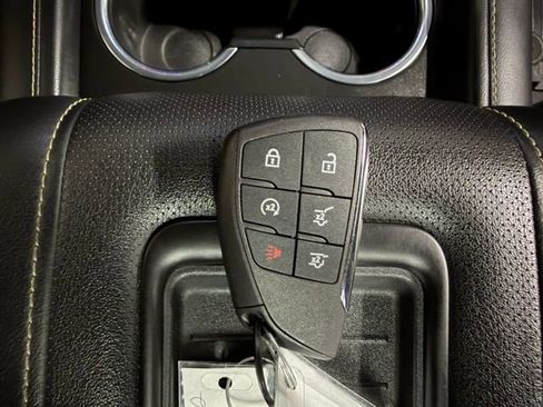 Used 2023 GMC Yukon XL SLT w/ SLT Premium Package AWD/4WD image 51