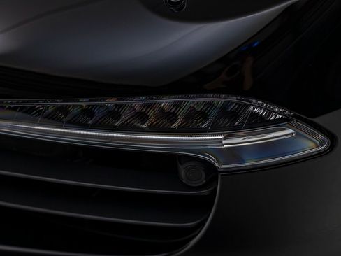 Used 2016 Porsche 911 Carrera S image 9