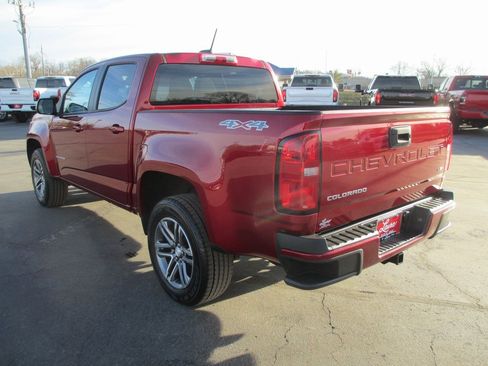 Used 2021 Chevrolet Colorado W/T w/ Custom Special Edition image 7