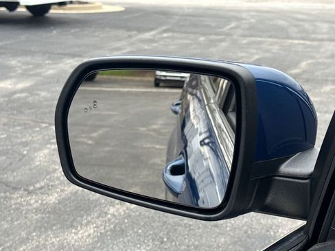 Used 2024 Ford Edge SEL w/ Convenience Package image 31