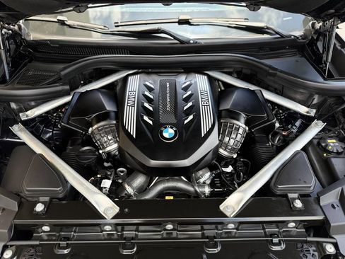 Used 2022 BMW X5 M50i w/ Executive Package AWD/4WD image 31