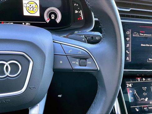 Used 2023 Audi Q7 2.0T Premium w/ Convenience Package image 12