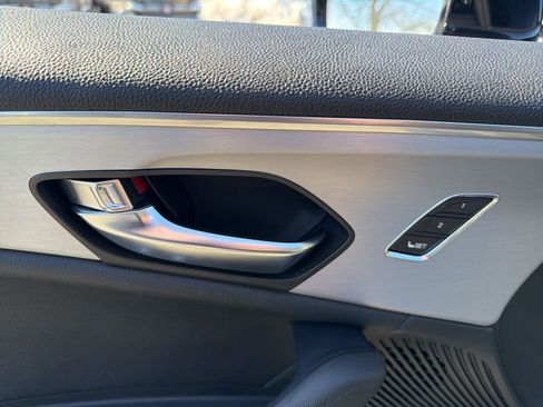Used 2023 Acura TLX FWD image 13