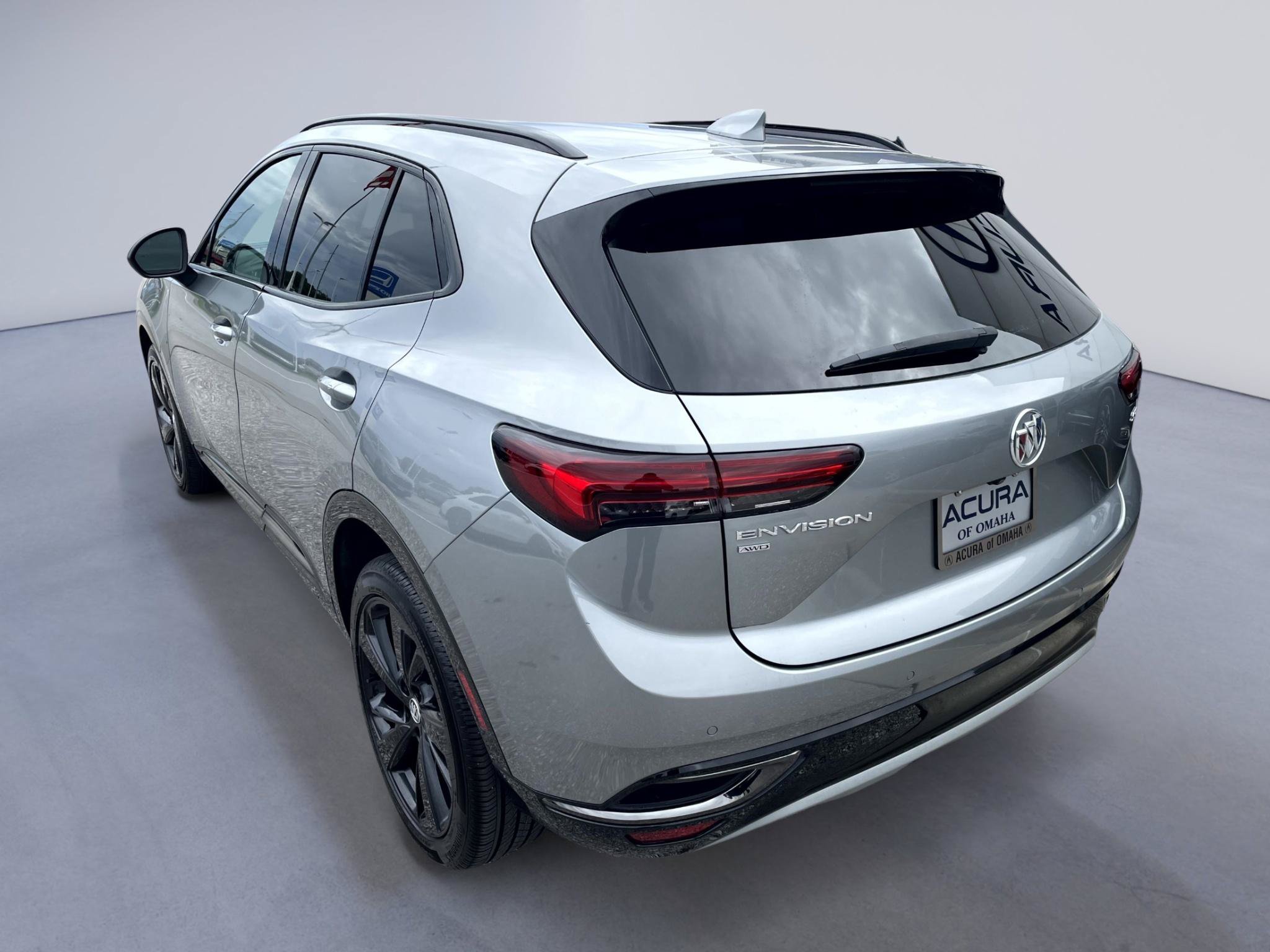 Used 2023 Buick Envision Preferred w/ Sport Touring Package AWD/4WD image 2