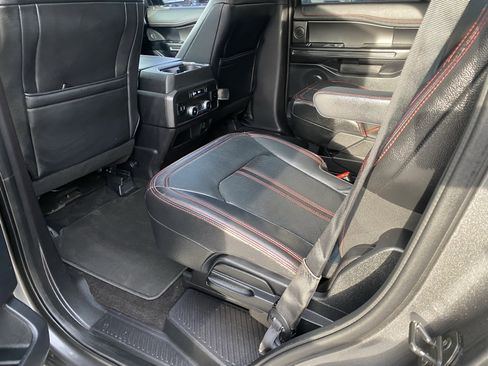 Used 2019 Ford Expedition Limited image 9