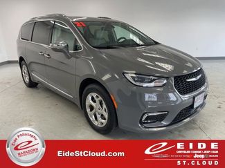 Used 2021 Chrysler Pacifica Limited w/ Premium & Safety Sphere Group AWD/4WD 360° Tour