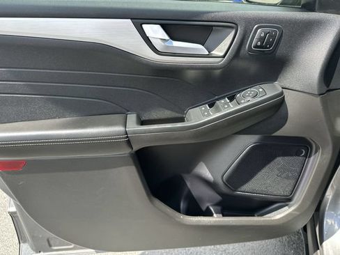 Used 2024 Ford Escape Platinum AWD/4WD image 34