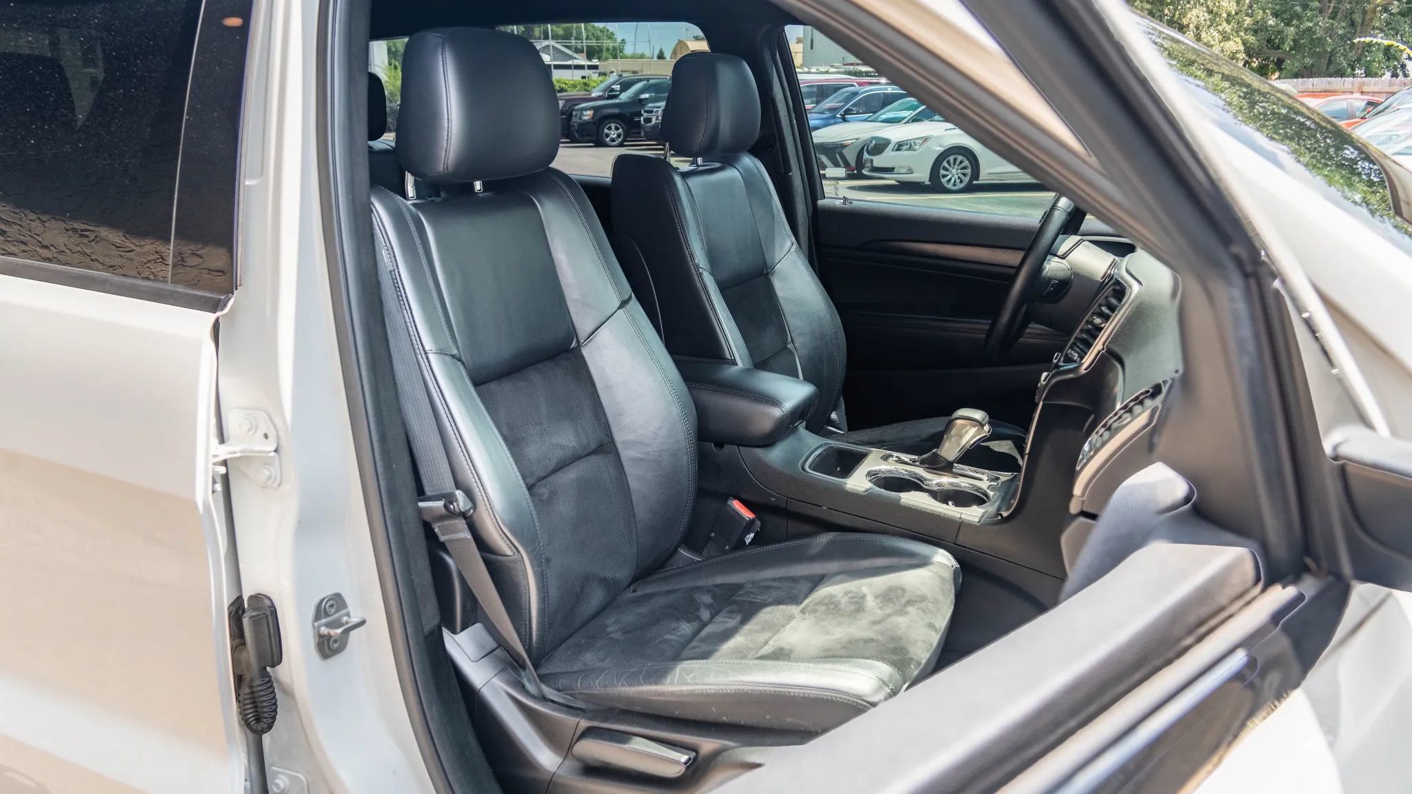 Used 2018 Jeep Grand Cherokee Altitude AWD/4WD image 15