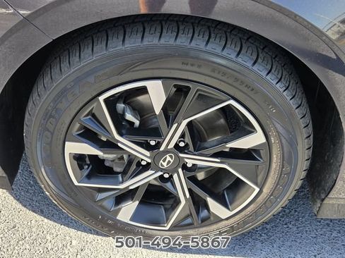 Used 2025 Hyundai Sonata SEL FWD image 16