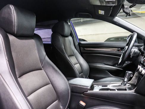 Used 2020 Honda Accord Sport image 17