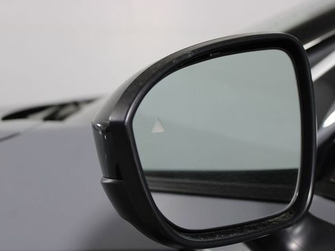 Used 2024 Nissan Ariya FWD image 42