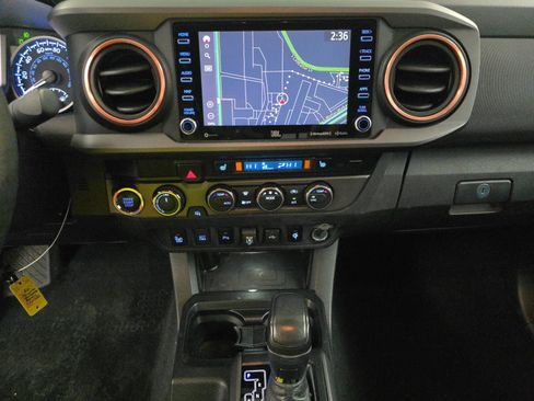 Used 2020 Toyota Tacoma TRD Pro image 10