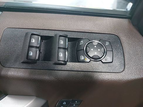 Used 2020 Ford F150 King Ranch w/ Equipment Group 601A Luxury AWD/4WD image 27