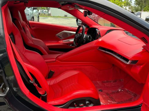 Used 2024 Chevrolet Corvette Stingray Premium Cpe w/ 3LT RWD image 14