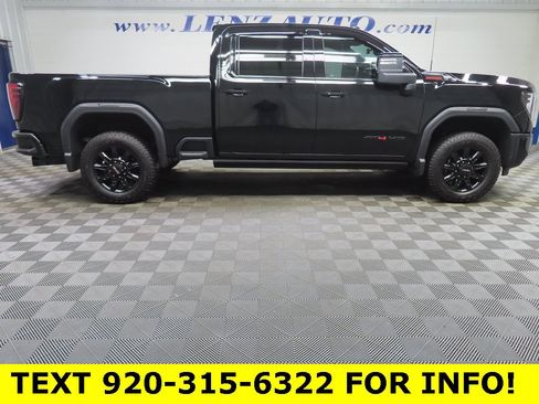 Used 2025 GMC Sierra 2500 AT4 w/ AT4 Premium Plus Package image 2