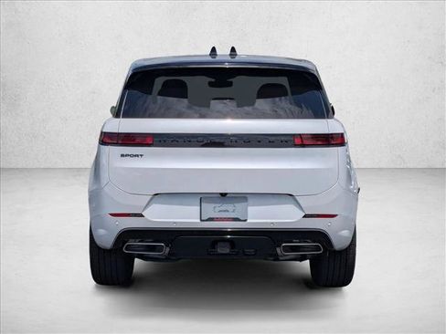 New 2026 Land Rover Range Rover Sport Dynamic SE AWD/4WD image 8