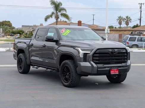 Used 2024 Toyota Tundra SR5 w/ SR5 Convenience Package AWD/4WD image 3