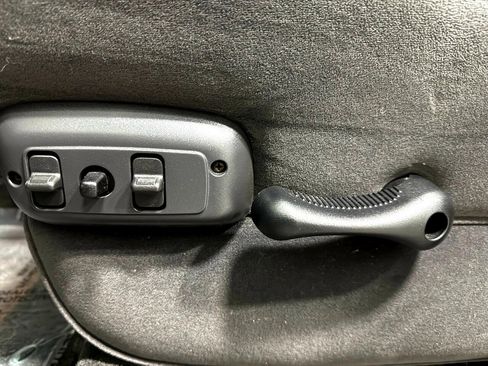 Used 2004 Dodge Ram 3500 Truck SLT w/ Trailer Tow Group image 36