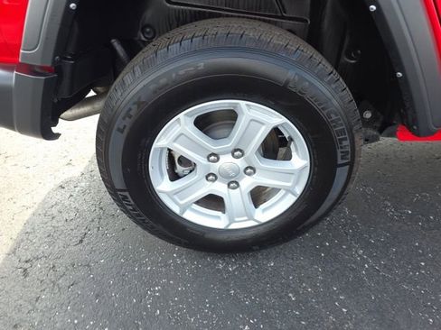 Used 2023 Jeep Wrangler Unlimited Sport w/ Sun And Sound Package AWD/4WD image 55